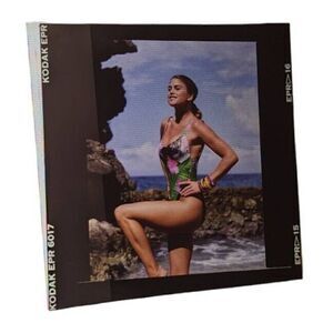 Kathy Ireland Photo Slide Swimsuit Model‎ Catalog Production Picture (G3)